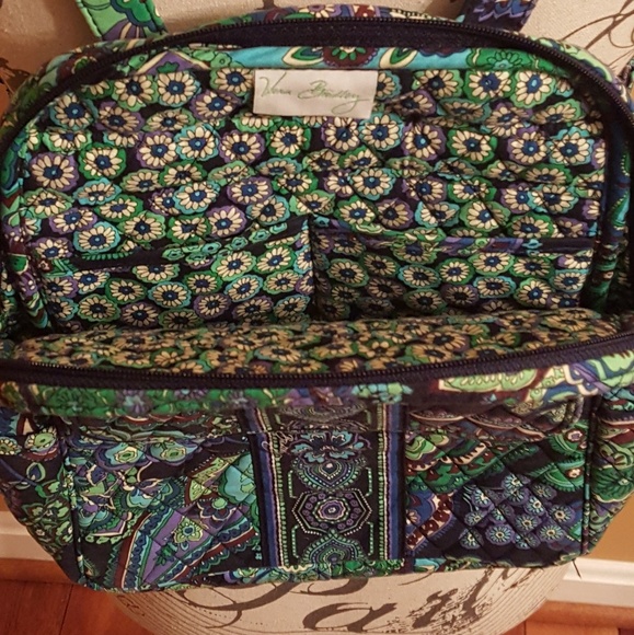 Back pack - Picture 2 of 5